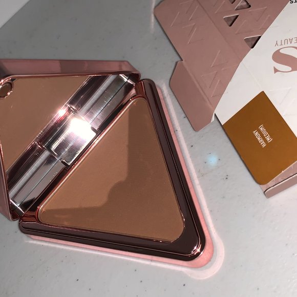 LYS Beauty No Limits Matte Bronzer in Harmony (Medium) - Picture 4 of 12